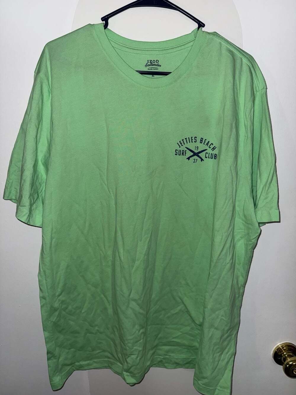 IZOD Saltwater Relaxed Classics Jetties Beach Surf Club Graphic T-Shirt